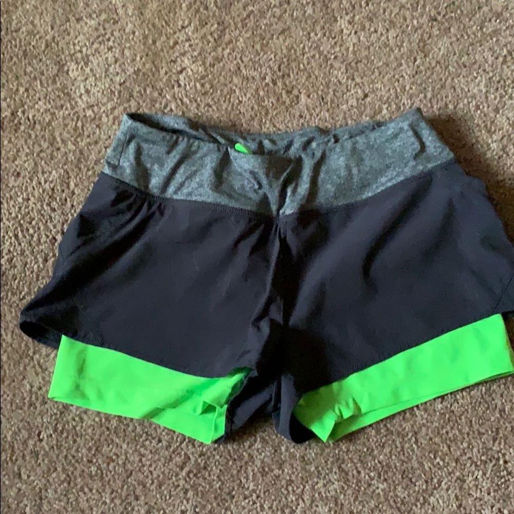 Running shorts with spandex